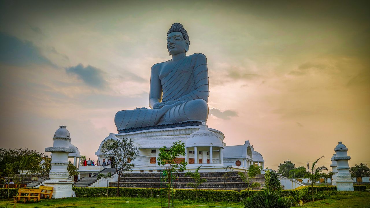అమరావతి: 53,000 ఎకరాలు ఏమయ్యాయి? రెండో దశ భూసమీకరణపై సంచలన ప్రశ్నలు!